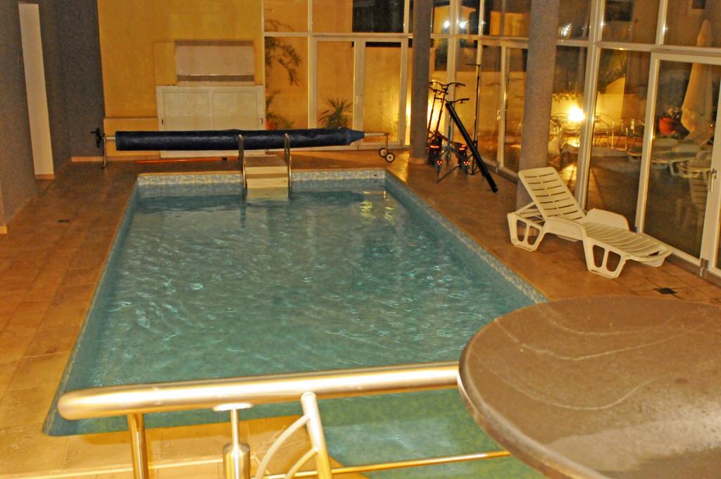 Apartments Villa Ceres Клек Екстер'єр фото