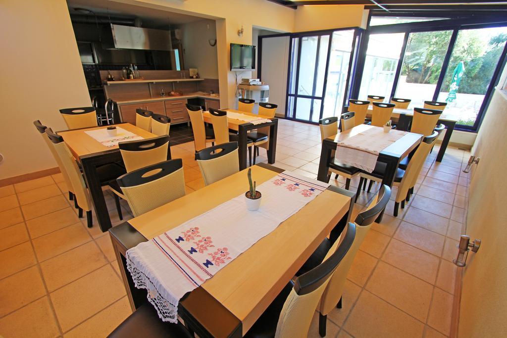 Apartments Villa Ceres Клек Екстер'єр фото